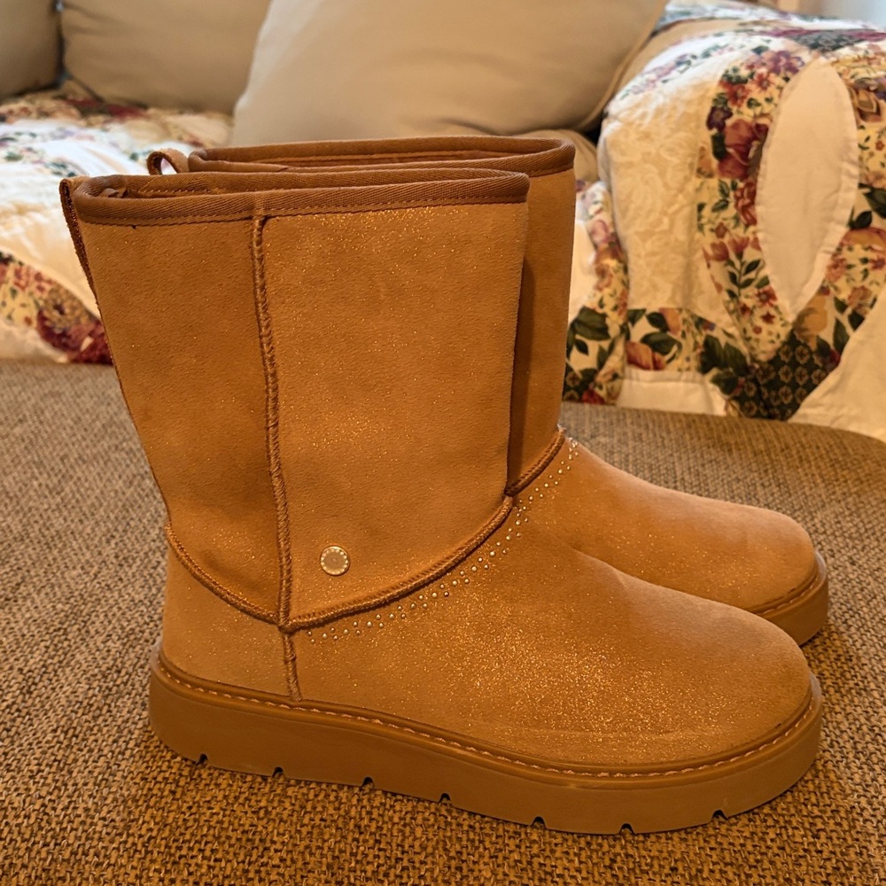 Skechers Chestnut Suede Mid-Calf Winter Boots - Picture 2 of 7